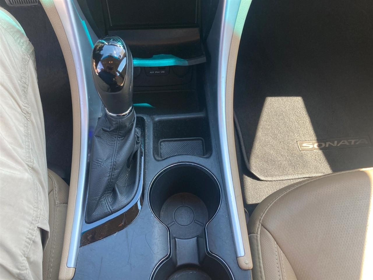 Hyundai Sonata Limited Auto 2012