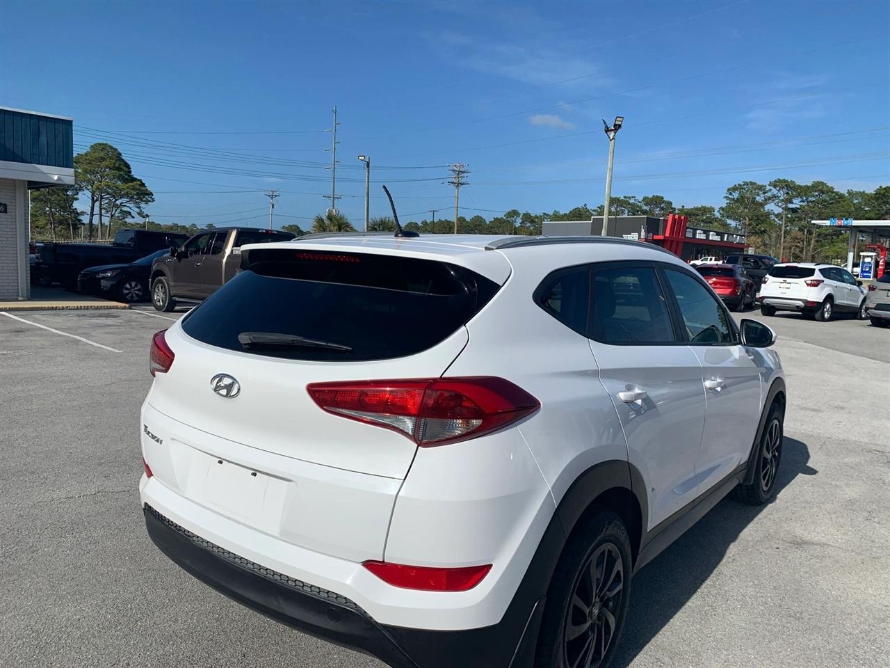 Hyundai Tucson SE 2017