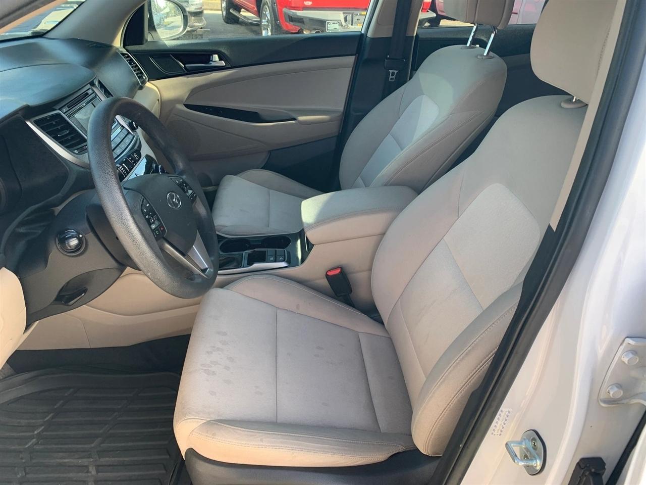 Hyundai Tucson SE 2017