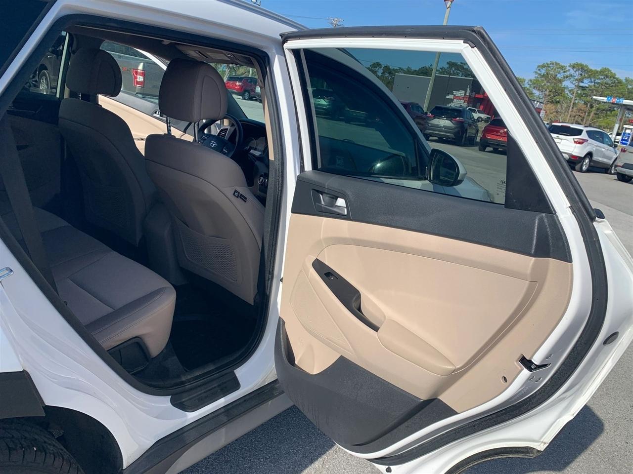 Hyundai Tucson SE 2017