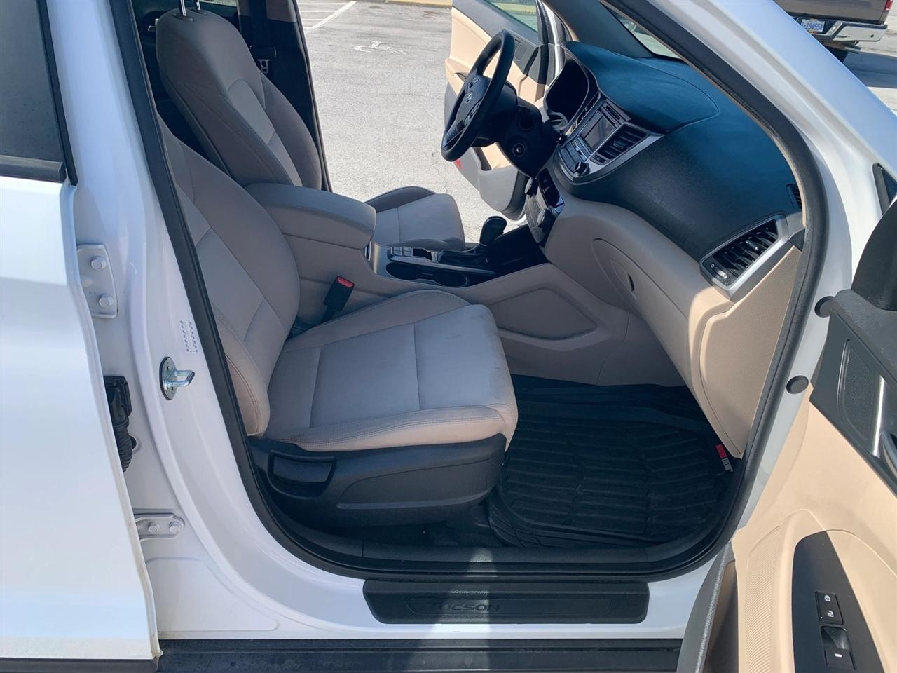 Hyundai Tucson SE 2017