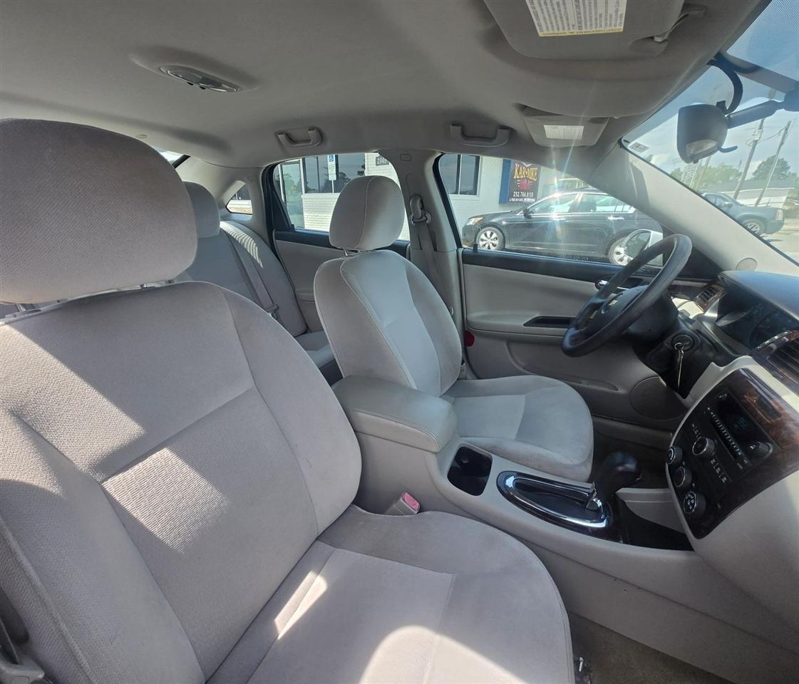 Chevrolet Impala LS (Fleet) 2012