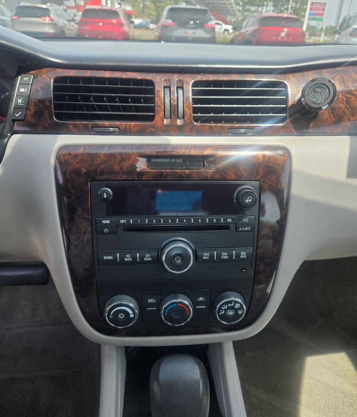 Chevrolet Impala LS (Fleet) 2012