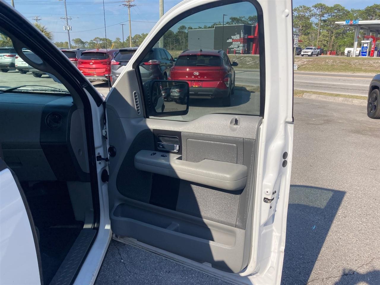 Ford F-150 XL 2WD 2008