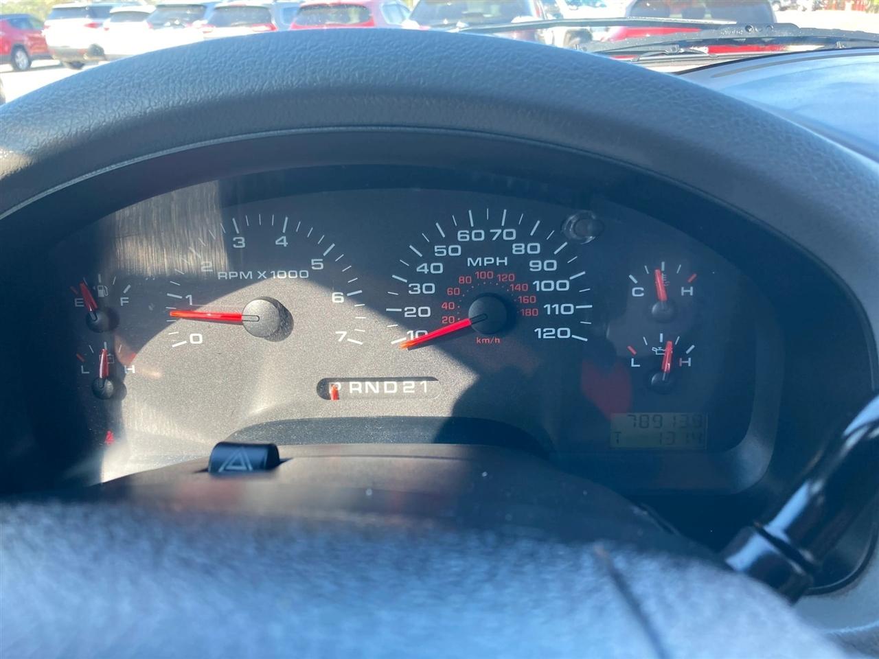 Ford F-150 XL 2WD 2008