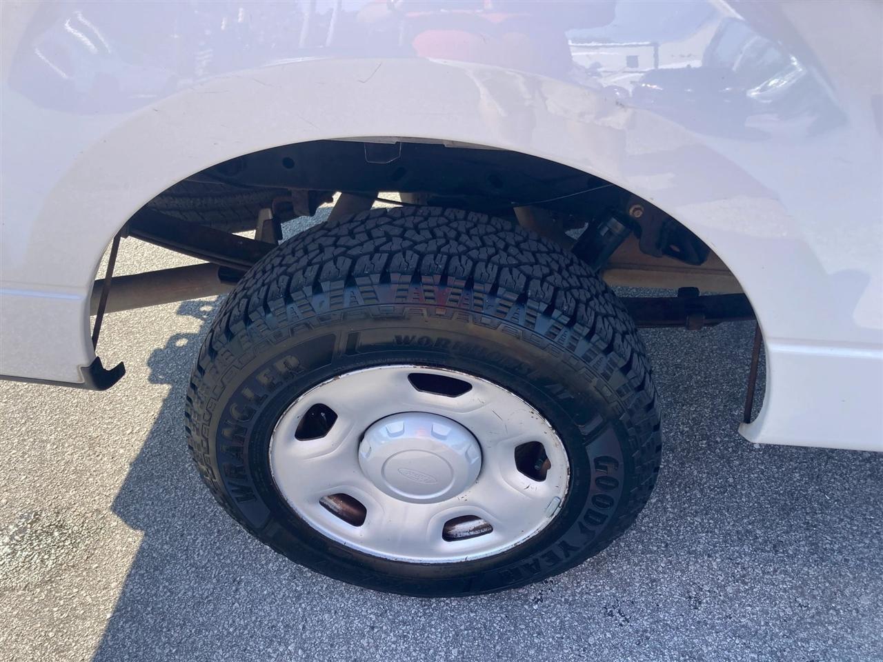 Ford F-150 XL 2WD 2008