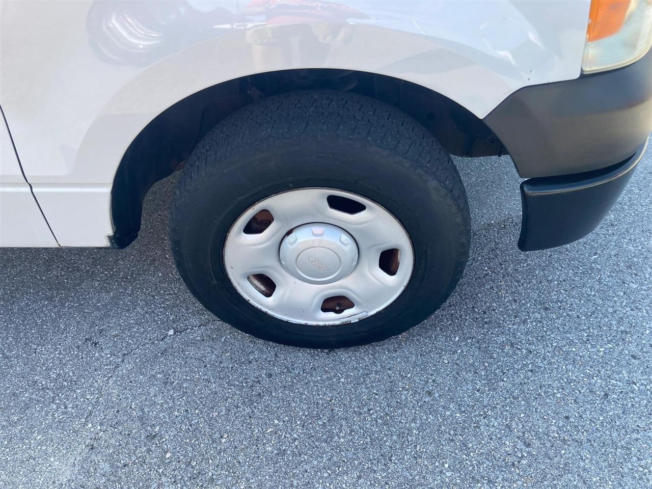 Ford F-150 XL 2WD 2008