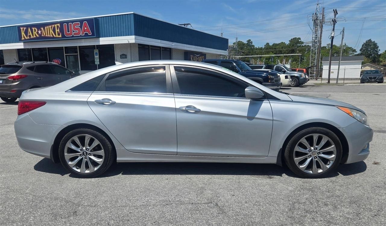 Hyundai Sonata SE Auto 2012