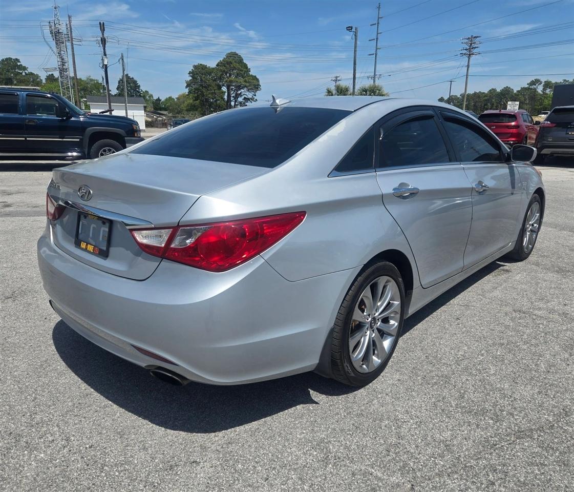 Hyundai Sonata SE Auto 2012