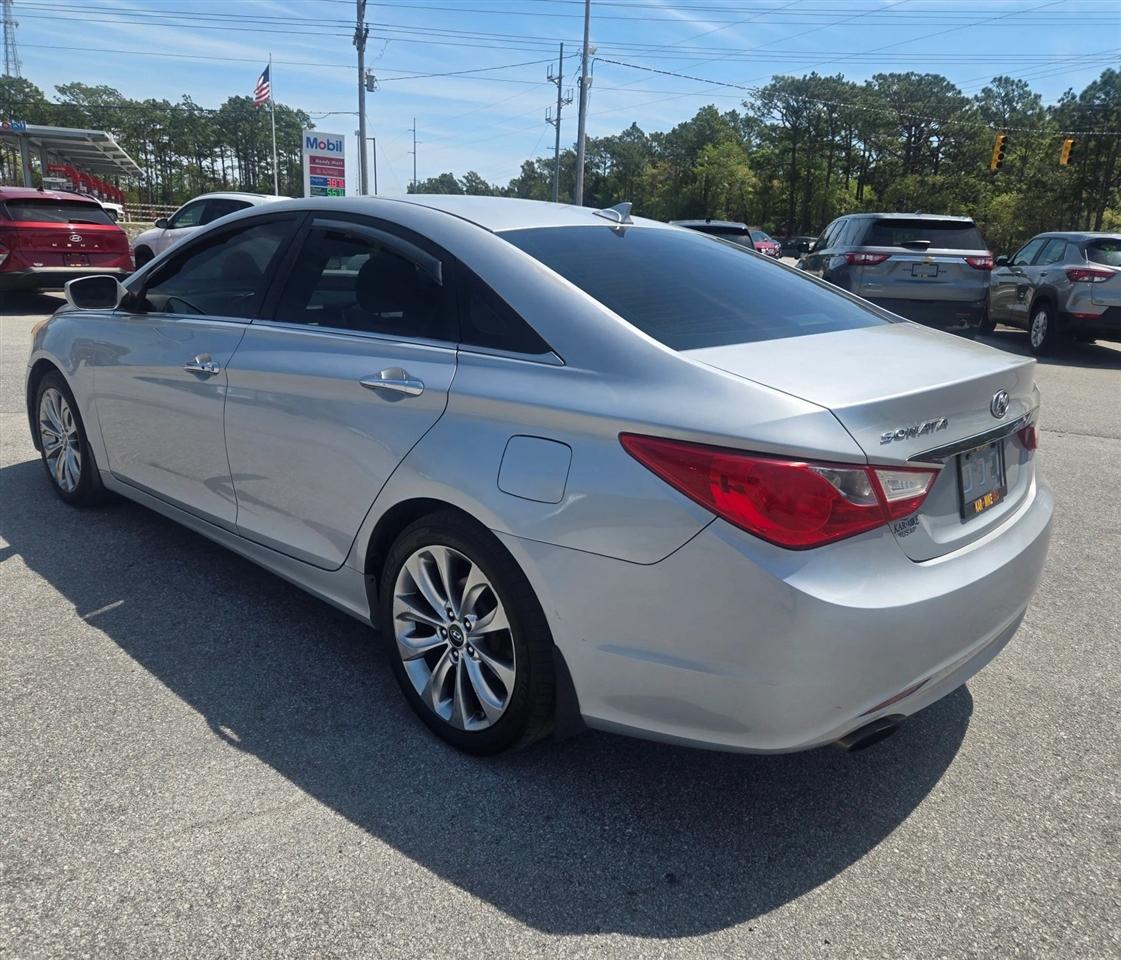 Hyundai Sonata SE Auto 2012