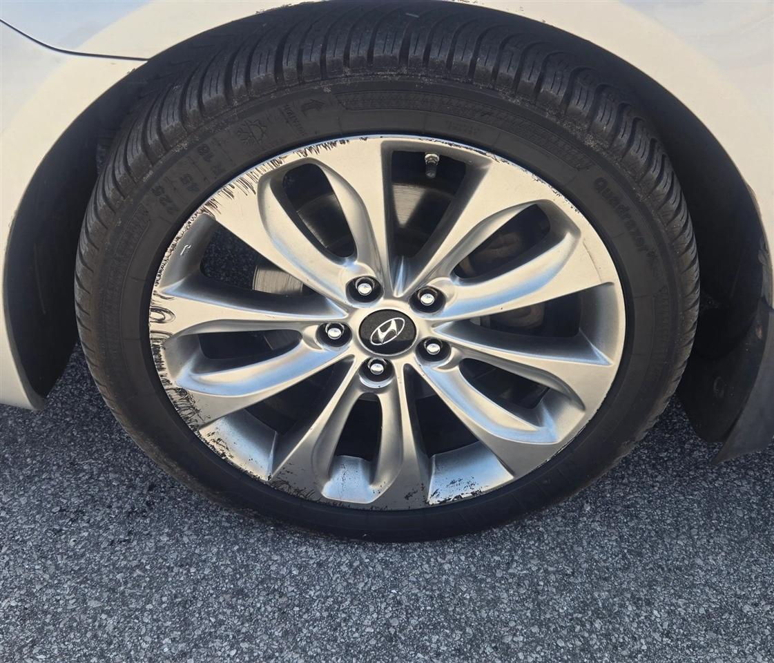 Hyundai Sonata SE Auto 2012