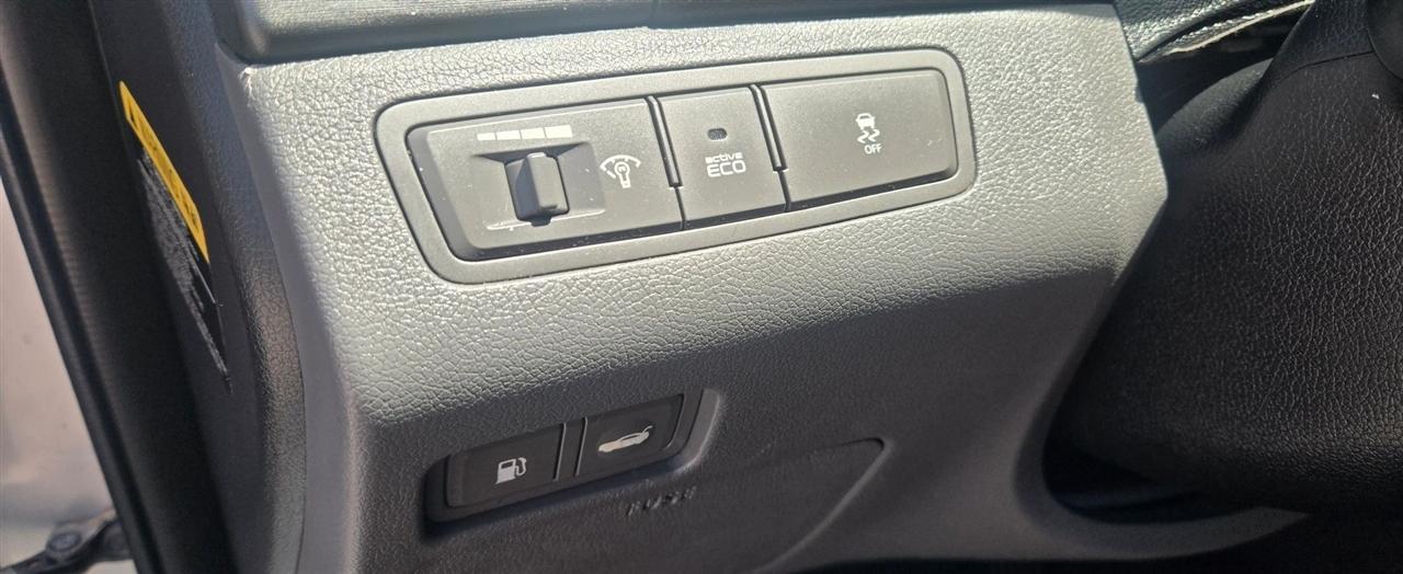 Hyundai Sonata SE Auto 2012