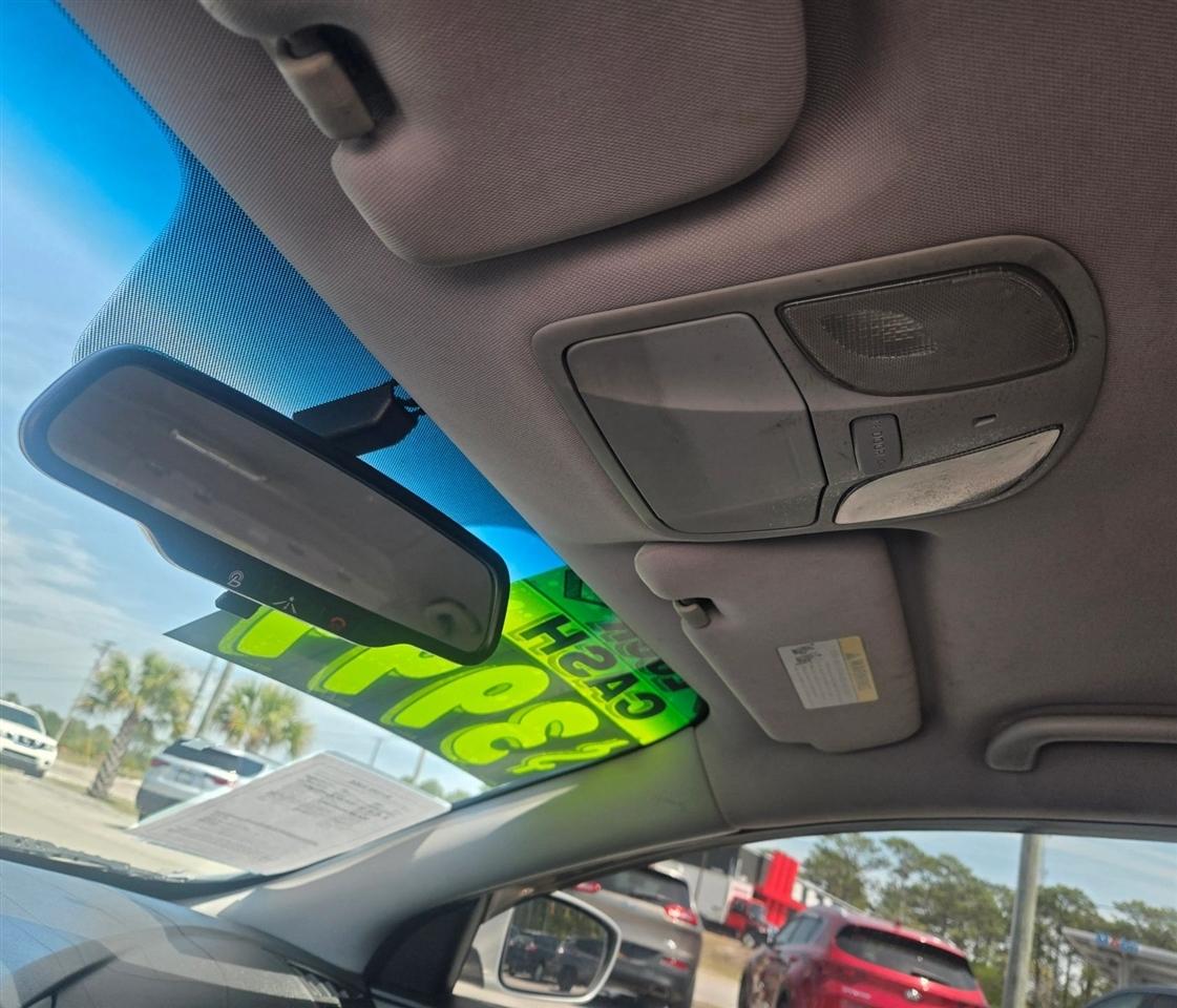 Hyundai Sonata SE Auto 2012