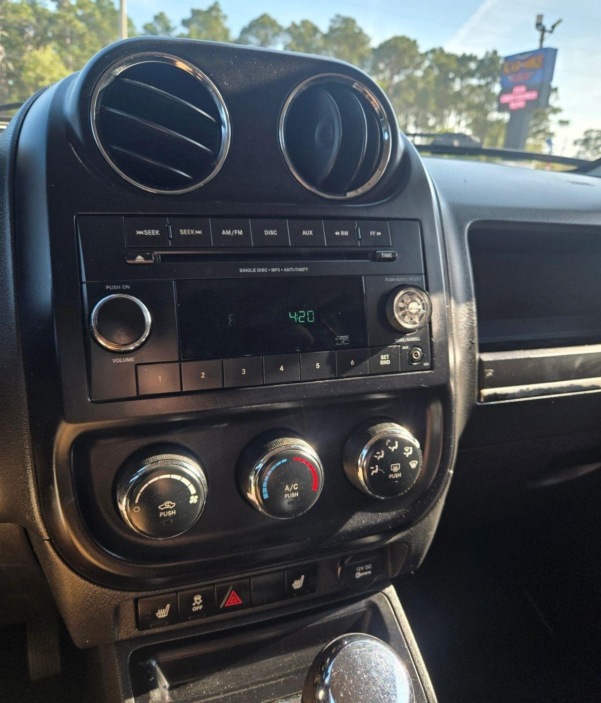 Jeep Patriot Latitude 2WD 2013