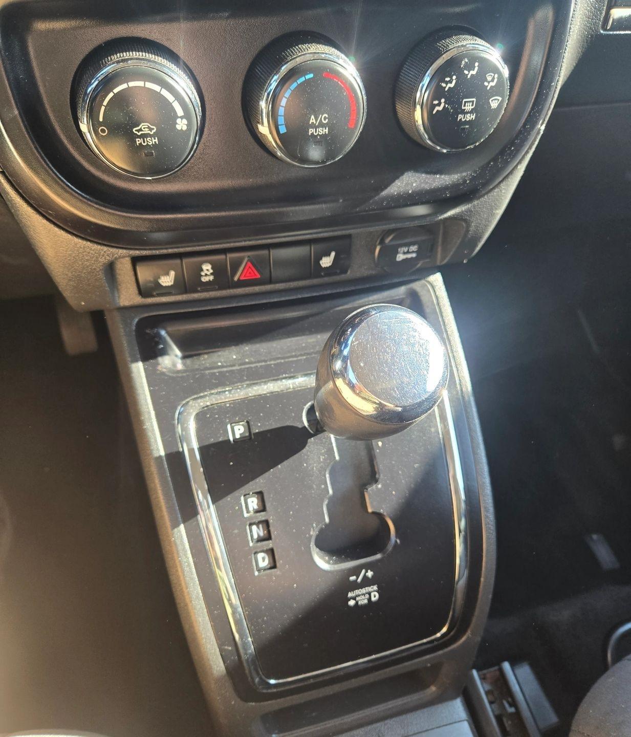 Jeep Patriot Latitude 2WD 2013