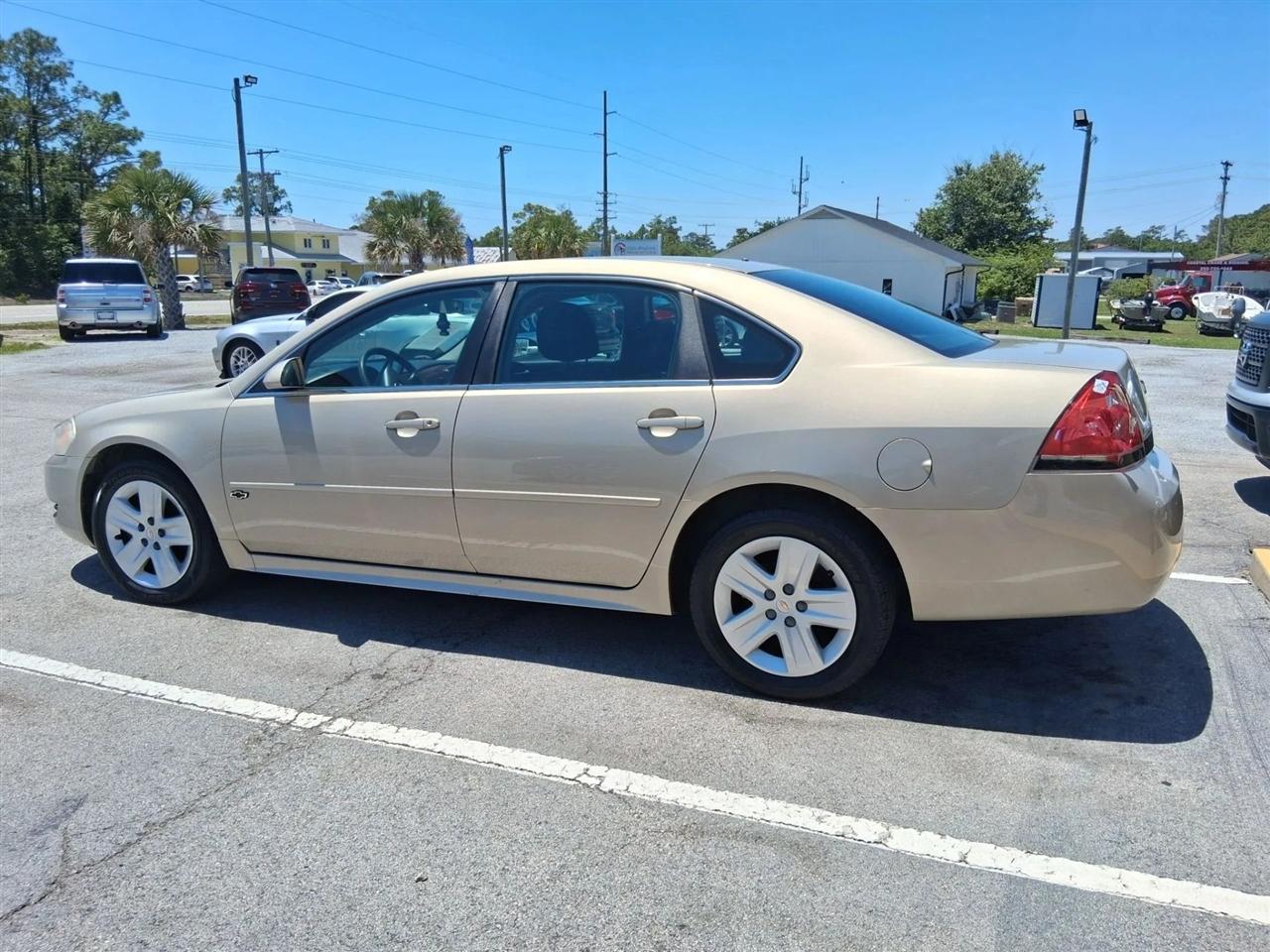 Chevrolet Impala LS 2011