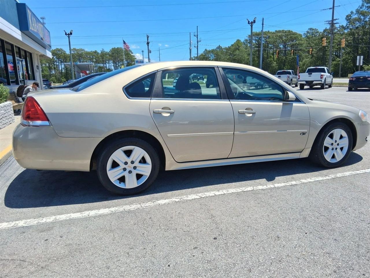 Chevrolet Impala LS 2011