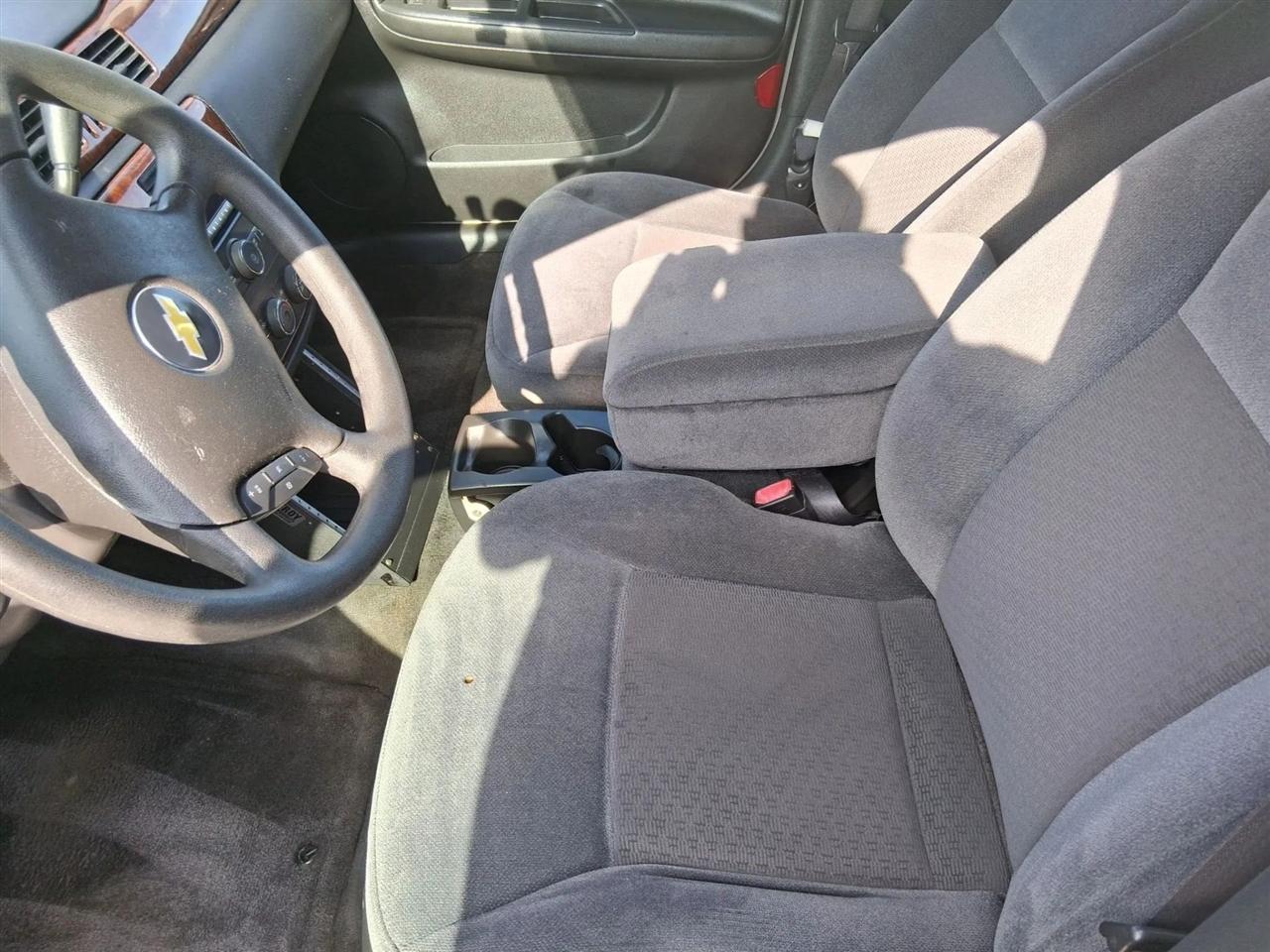 Chevrolet Impala LS 2011