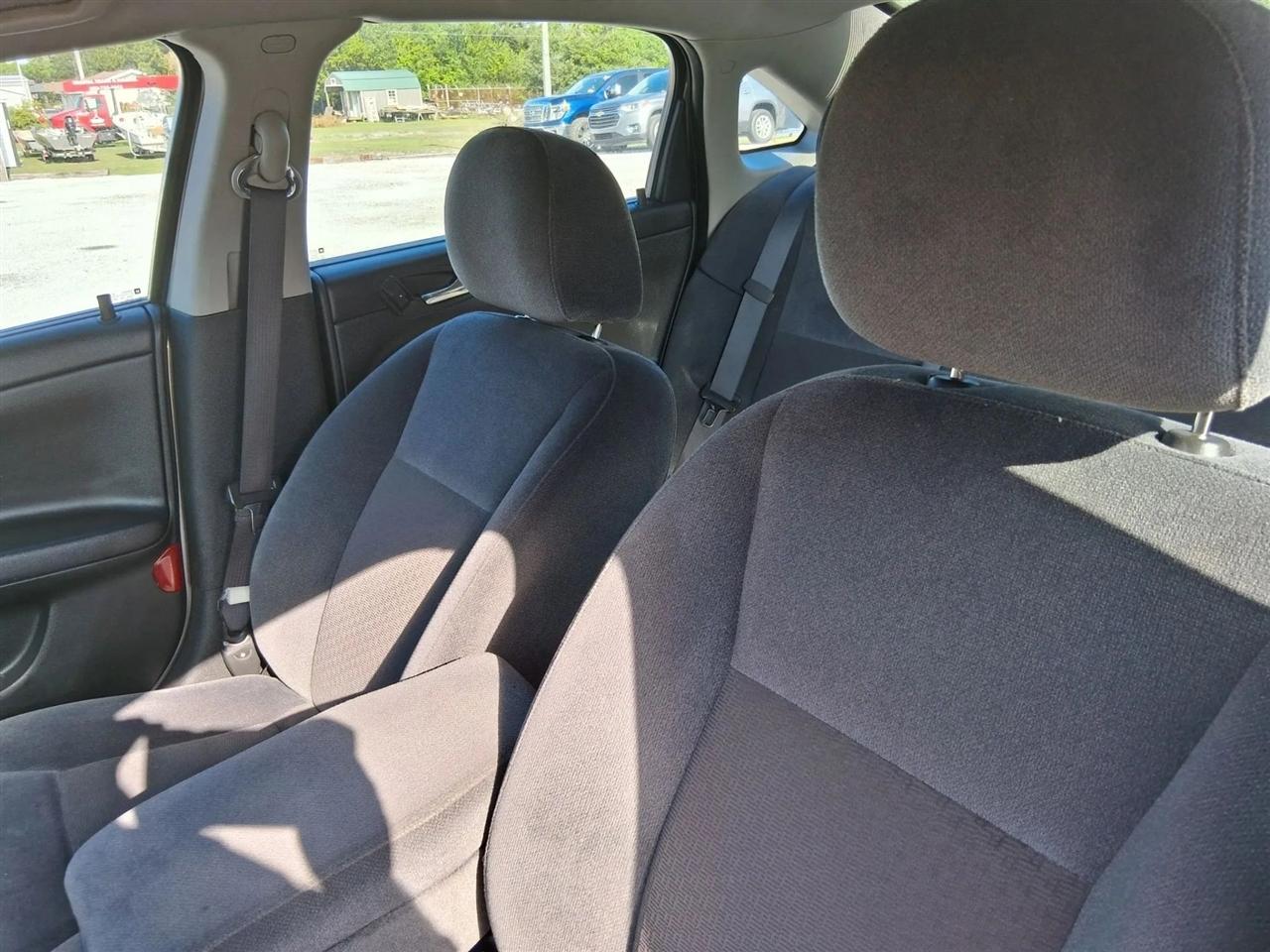 Chevrolet Impala LS 2011