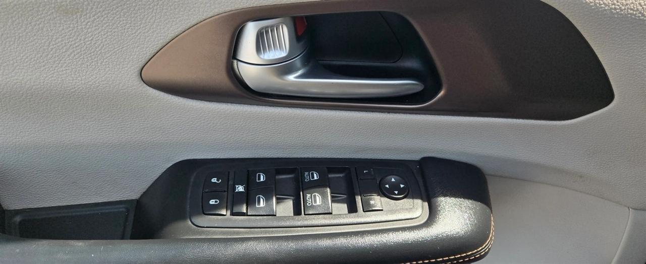 Chrysler Pacifica Touring 2017