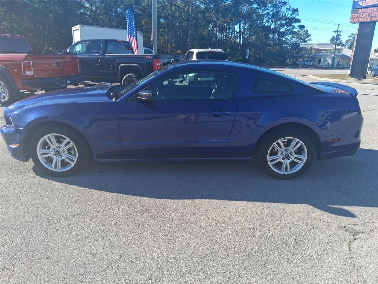Ford Mustang V6 Coupe 2014