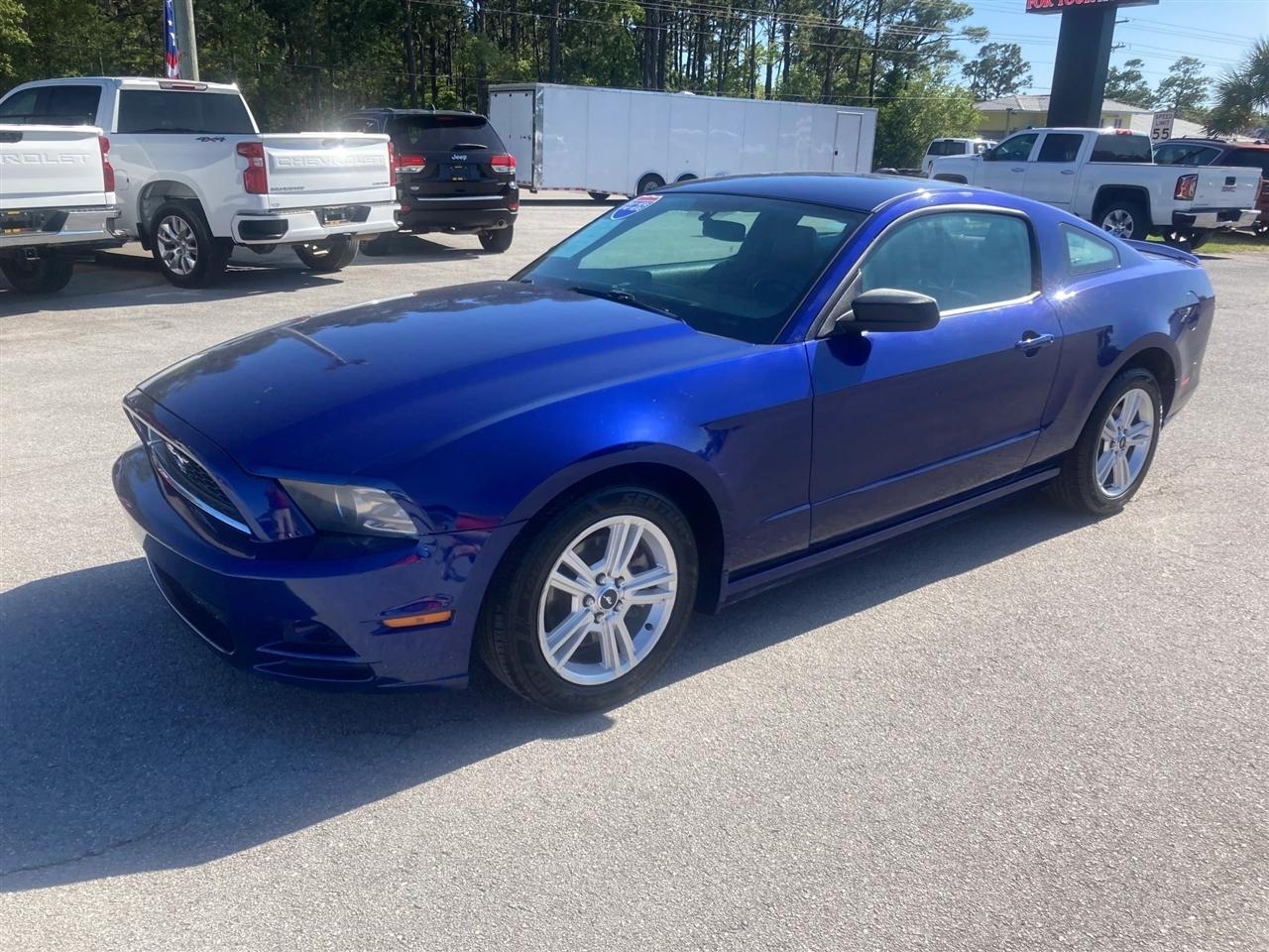 Ford Mustang V6 Coupe 2014