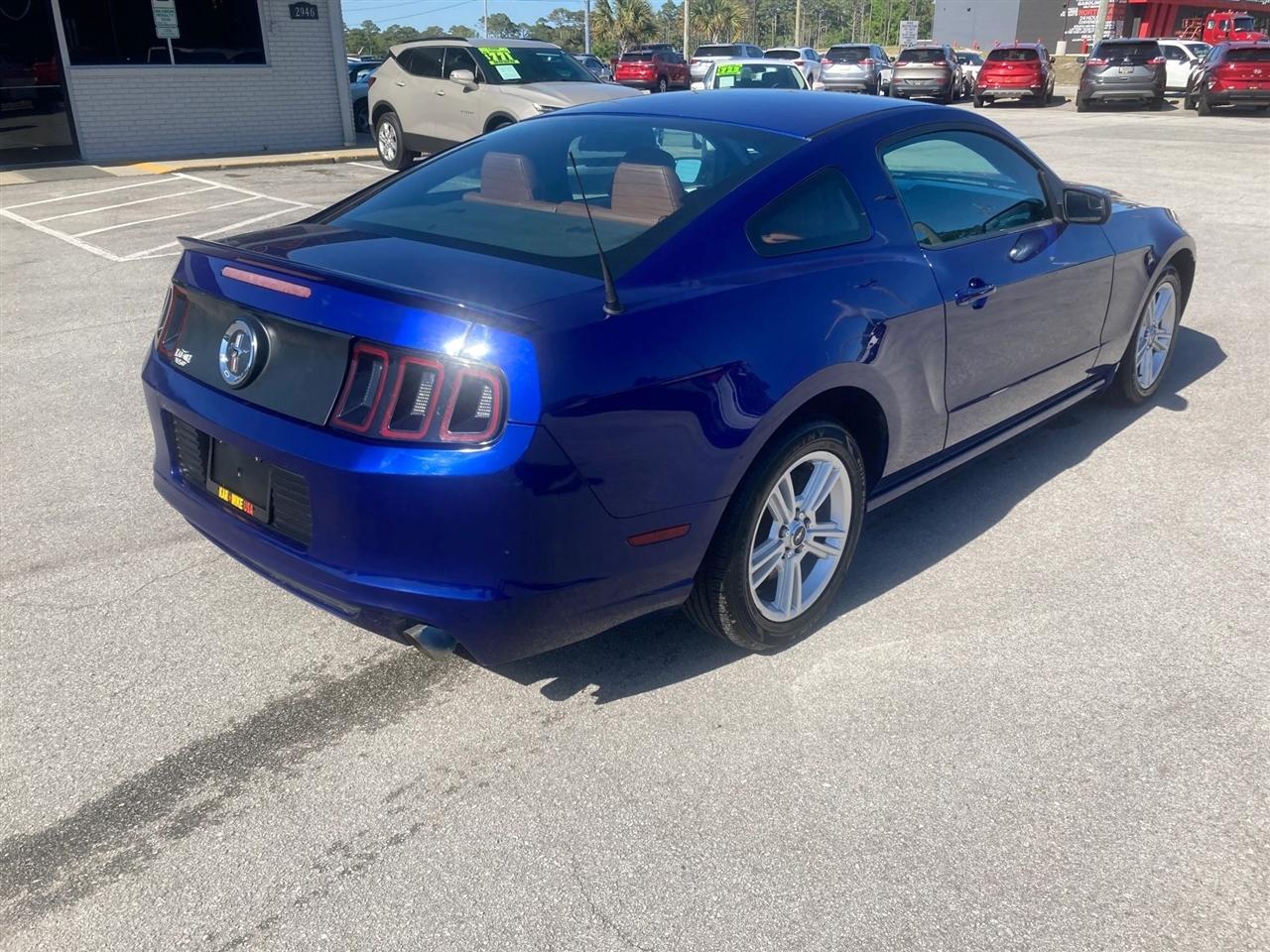 Ford Mustang V6 Coupe 2014