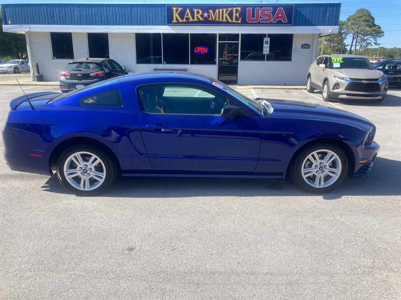 Ford Mustang V6 Coupe 2014