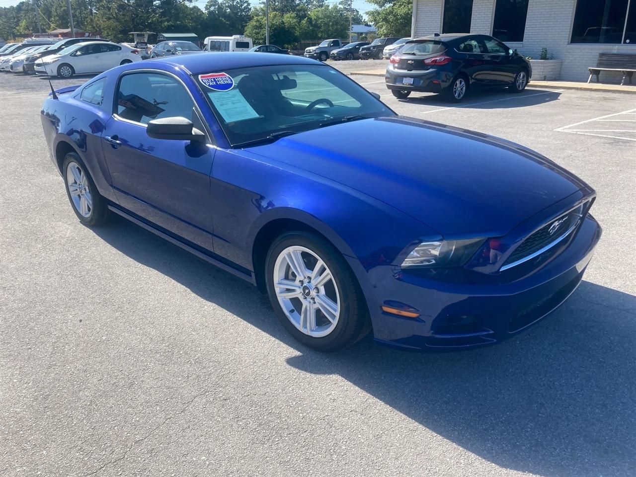 Ford Mustang V6 Coupe 2014