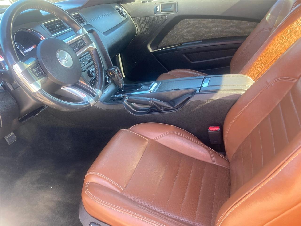 Ford Mustang V6 Coupe 2014