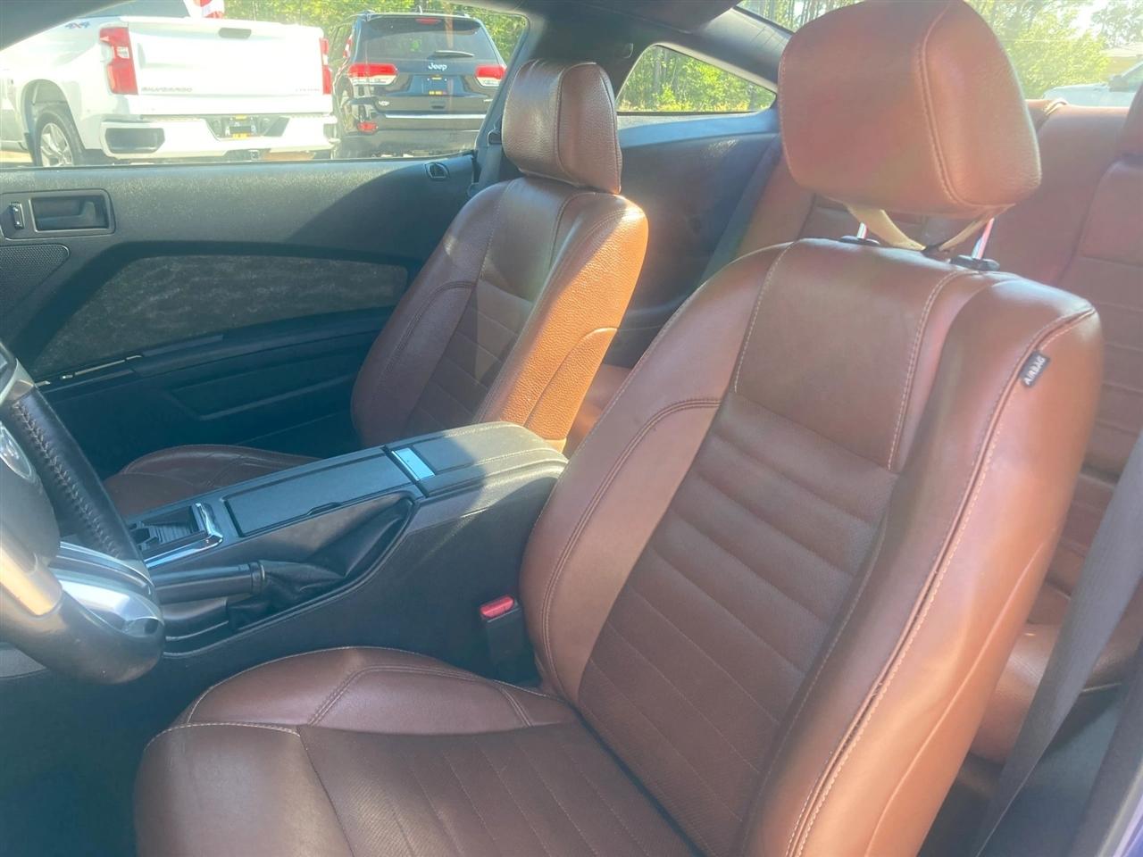 Ford Mustang V6 Coupe 2014