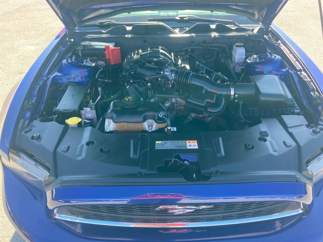 Ford Mustang V6 Coupe 2014