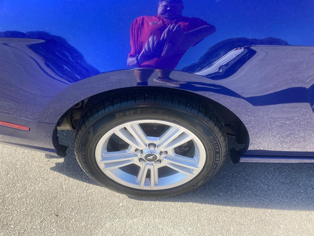 Ford Mustang V6 Coupe 2014