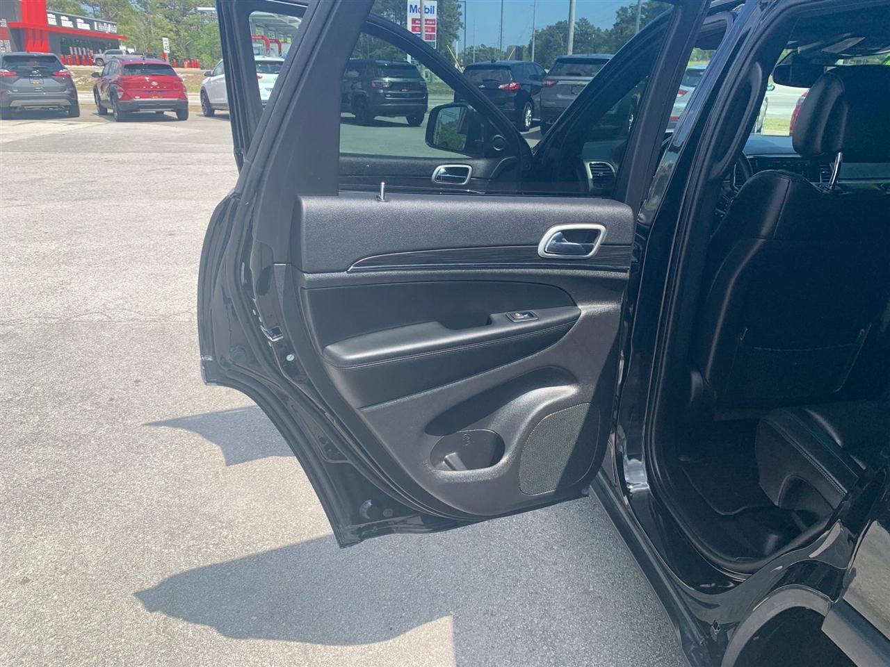 Jeep Grand Cherokee Limited 2WD 2021