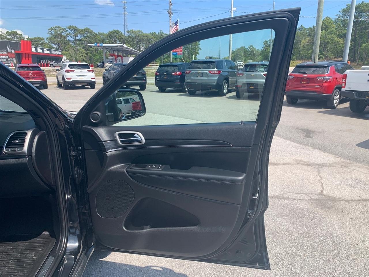 Jeep Grand Cherokee Limited 2WD 2021