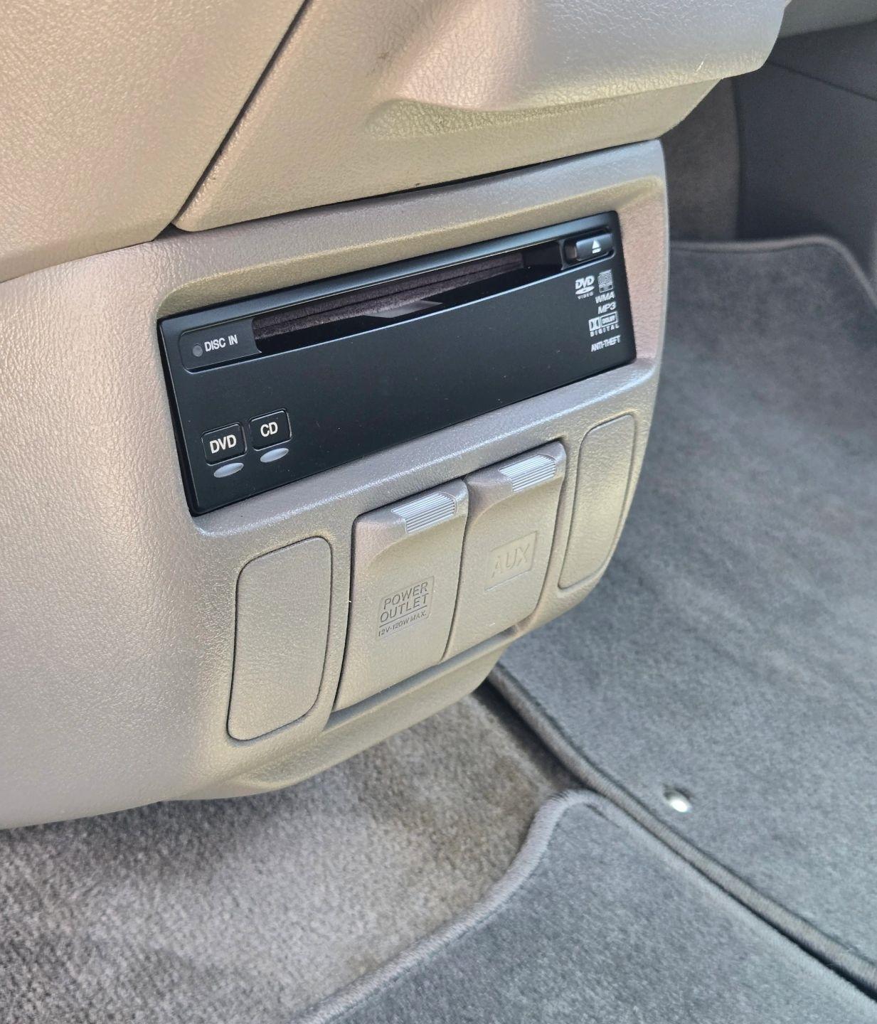 Honda Odyssey EX w/ DVD 2010