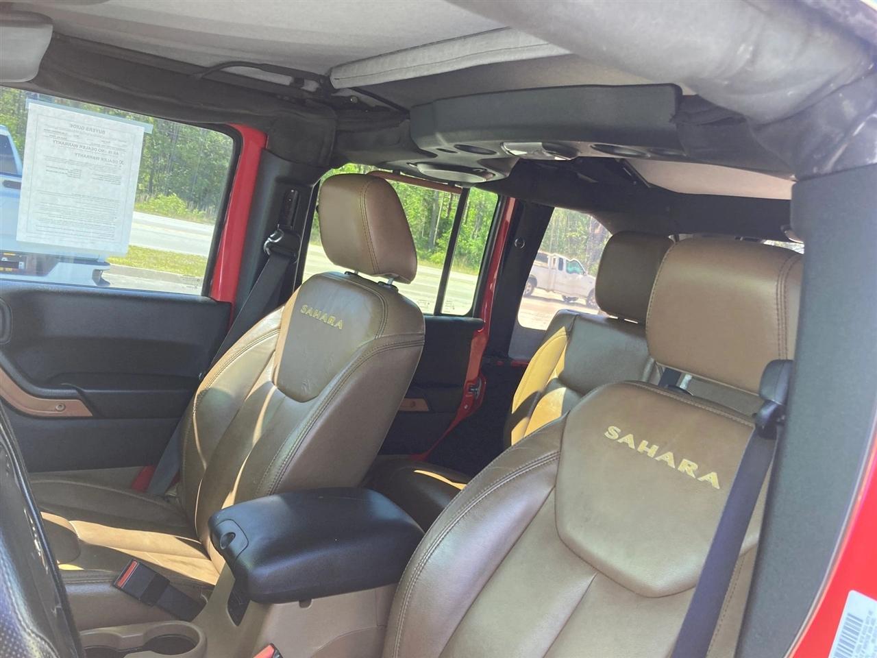 Jeep Wrangler Unlimited Sahara 4WD 2014