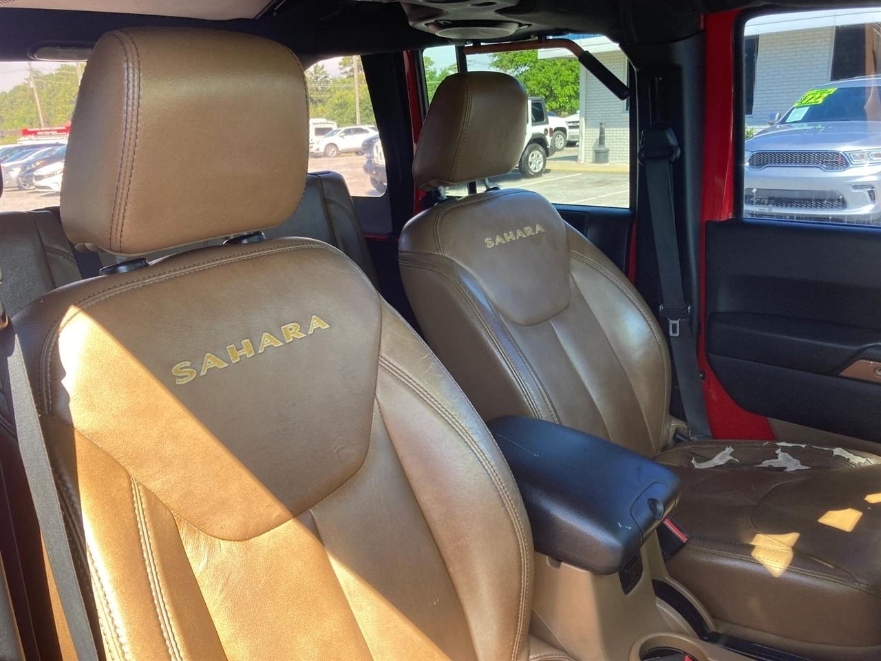 Jeep Wrangler Unlimited Sahara 4WD 2014