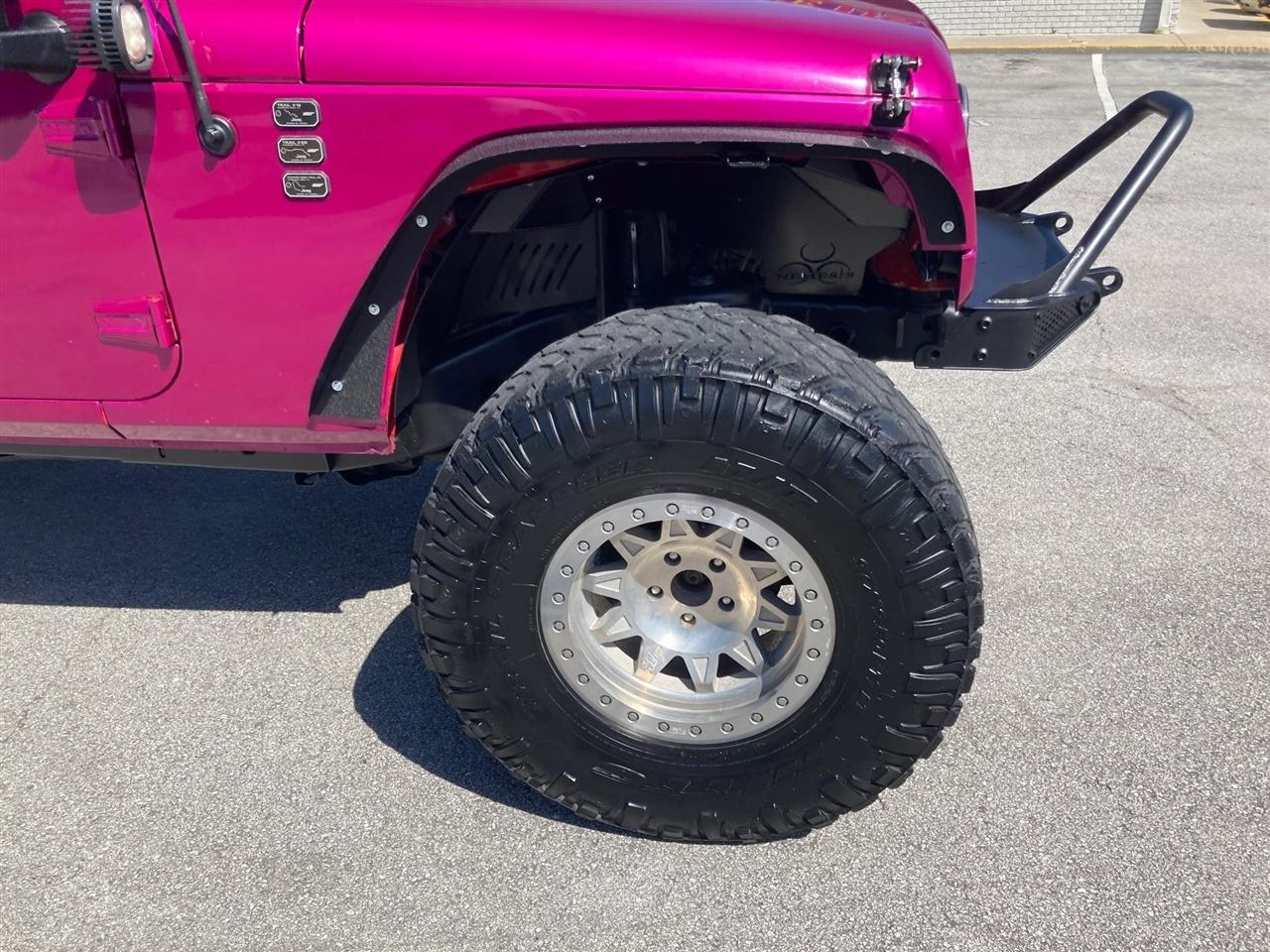 Jeep Wrangler Unlimited Sahara 4WD 2014