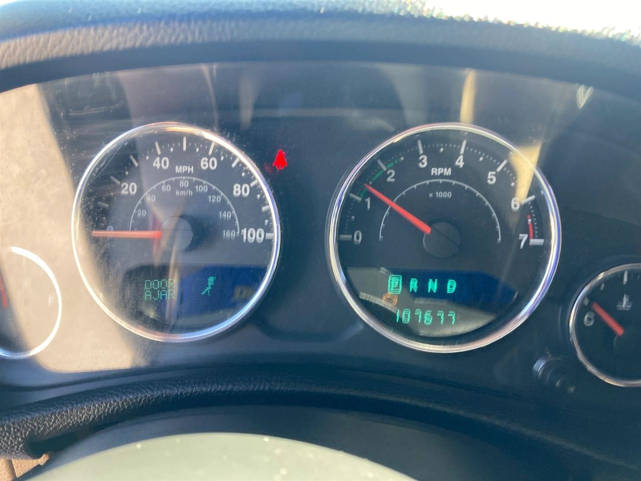 Jeep Wrangler Unlimited Sahara 4WD 2014