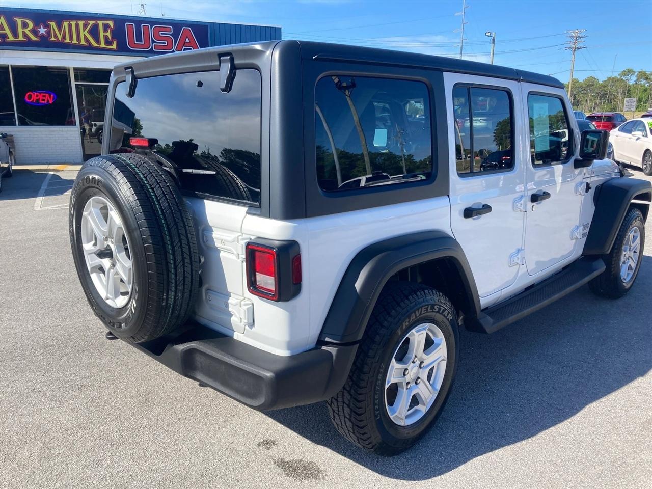 Jeep Wrangler Unlimited Sport 2019