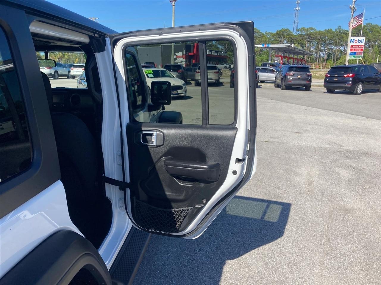 Jeep Wrangler Unlimited Sport 2019