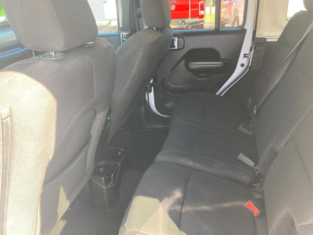 Jeep Wrangler Unlimited Sport 2019