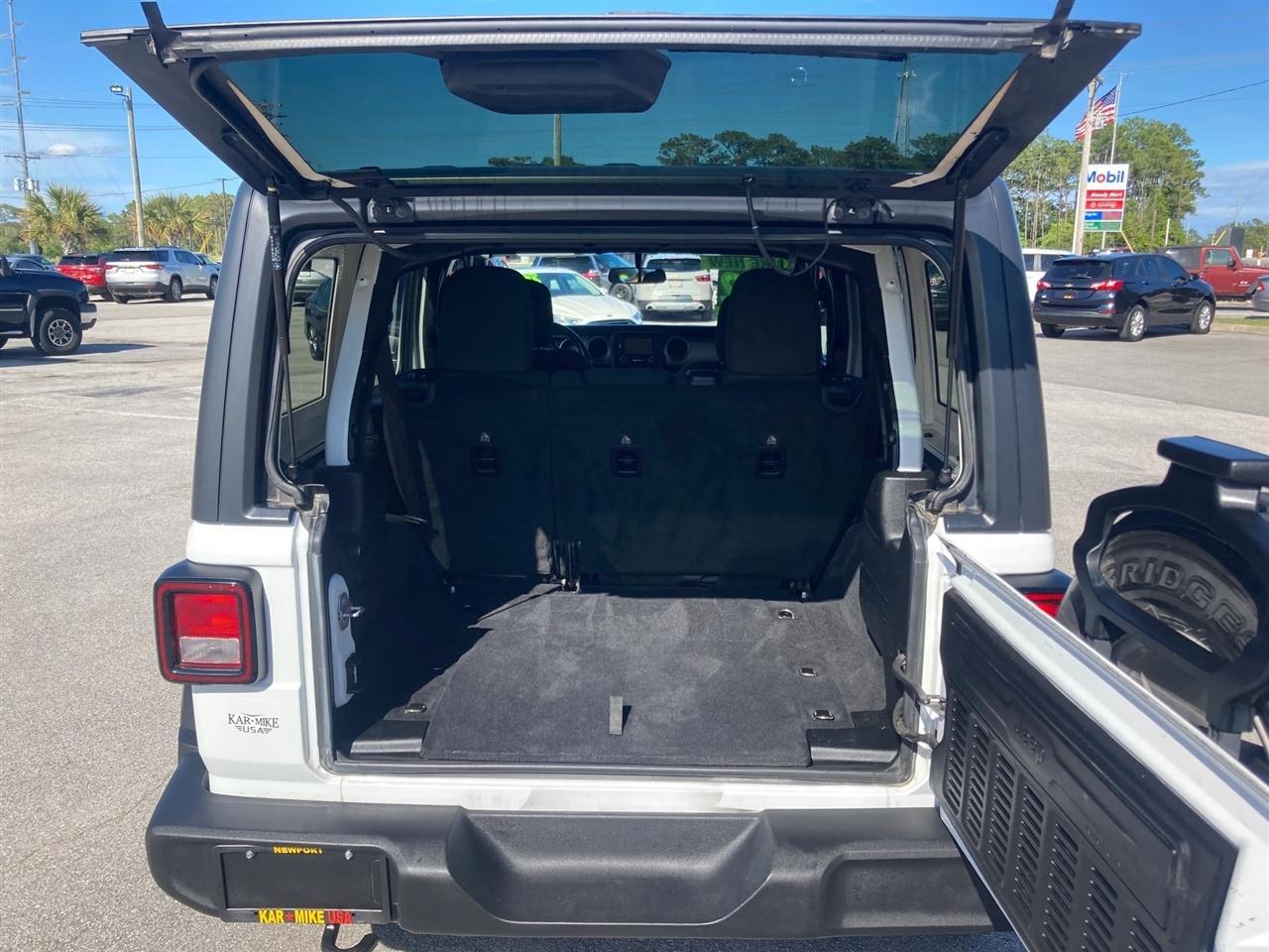 Jeep Wrangler Unlimited Sport 2019