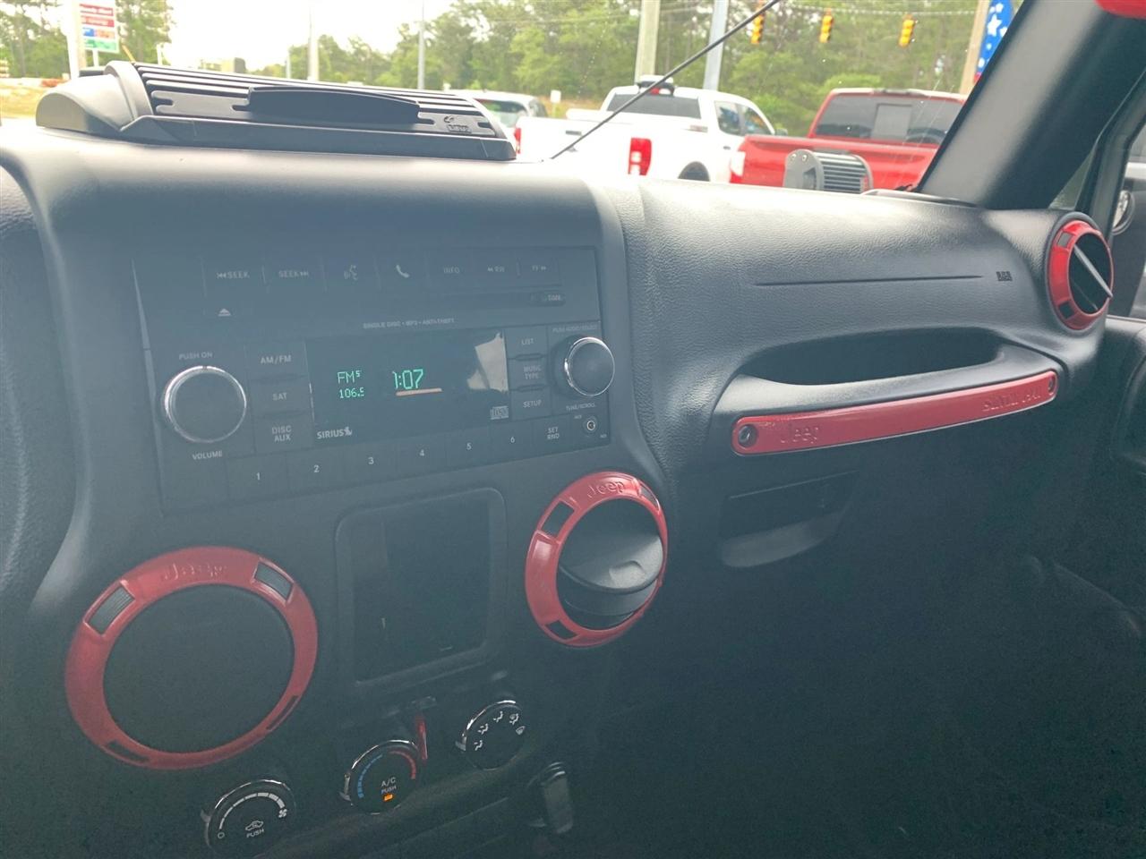 Jeep Wrangler Unlimited Sport 4WD 2015