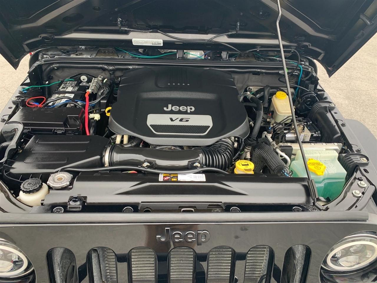 Jeep Wrangler Unlimited Sport 4WD 2015