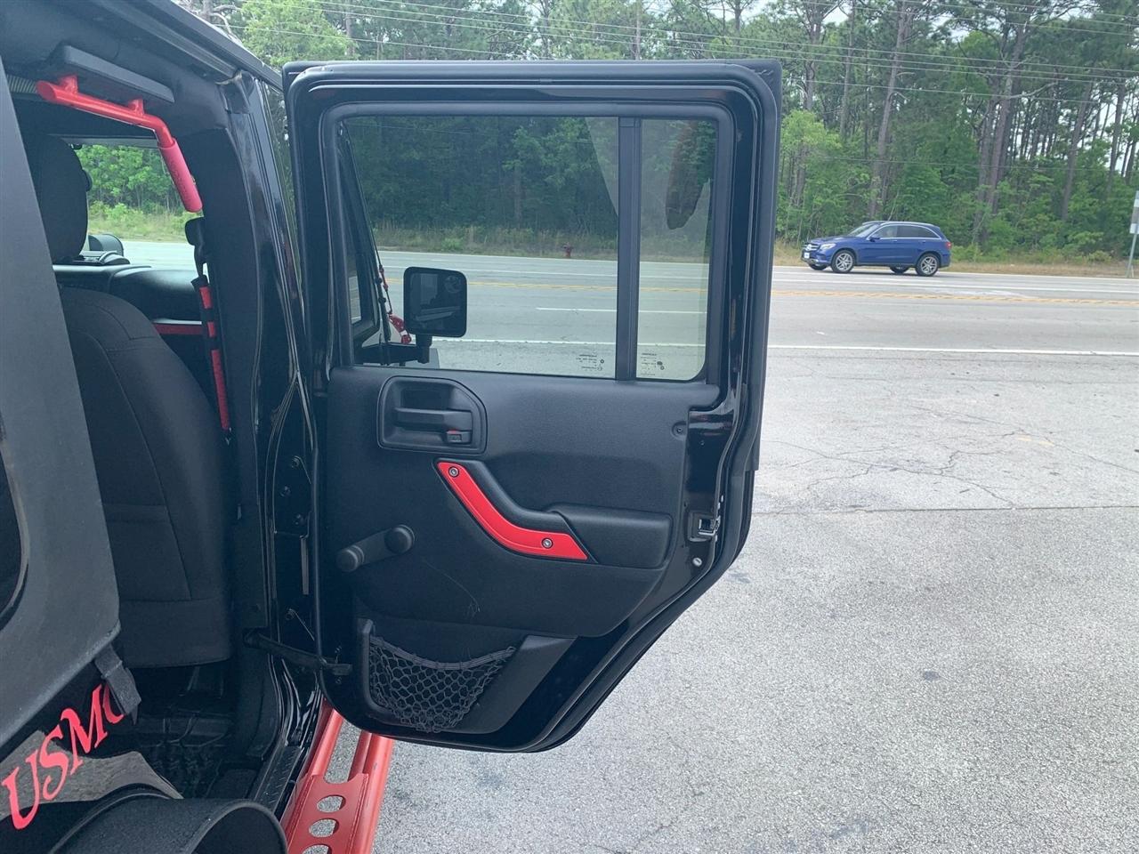 Jeep Wrangler Unlimited Sport 4WD 2015