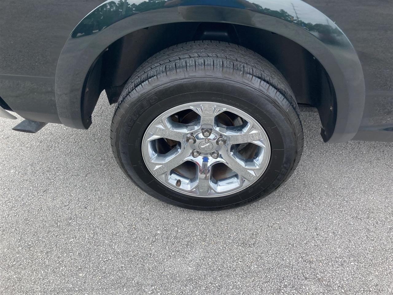 RAM 1500 Laramie Quad Cab 4WD 2016