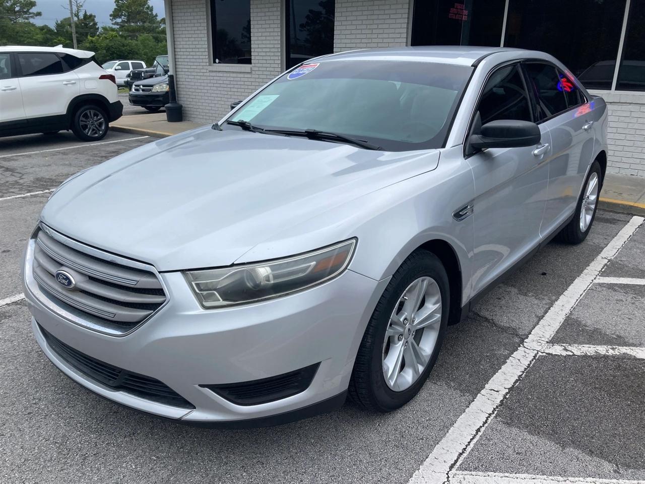Ford Taurus SE FWD 2015