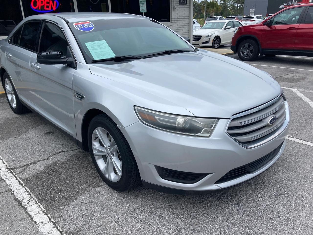 Ford Taurus SE FWD 2015